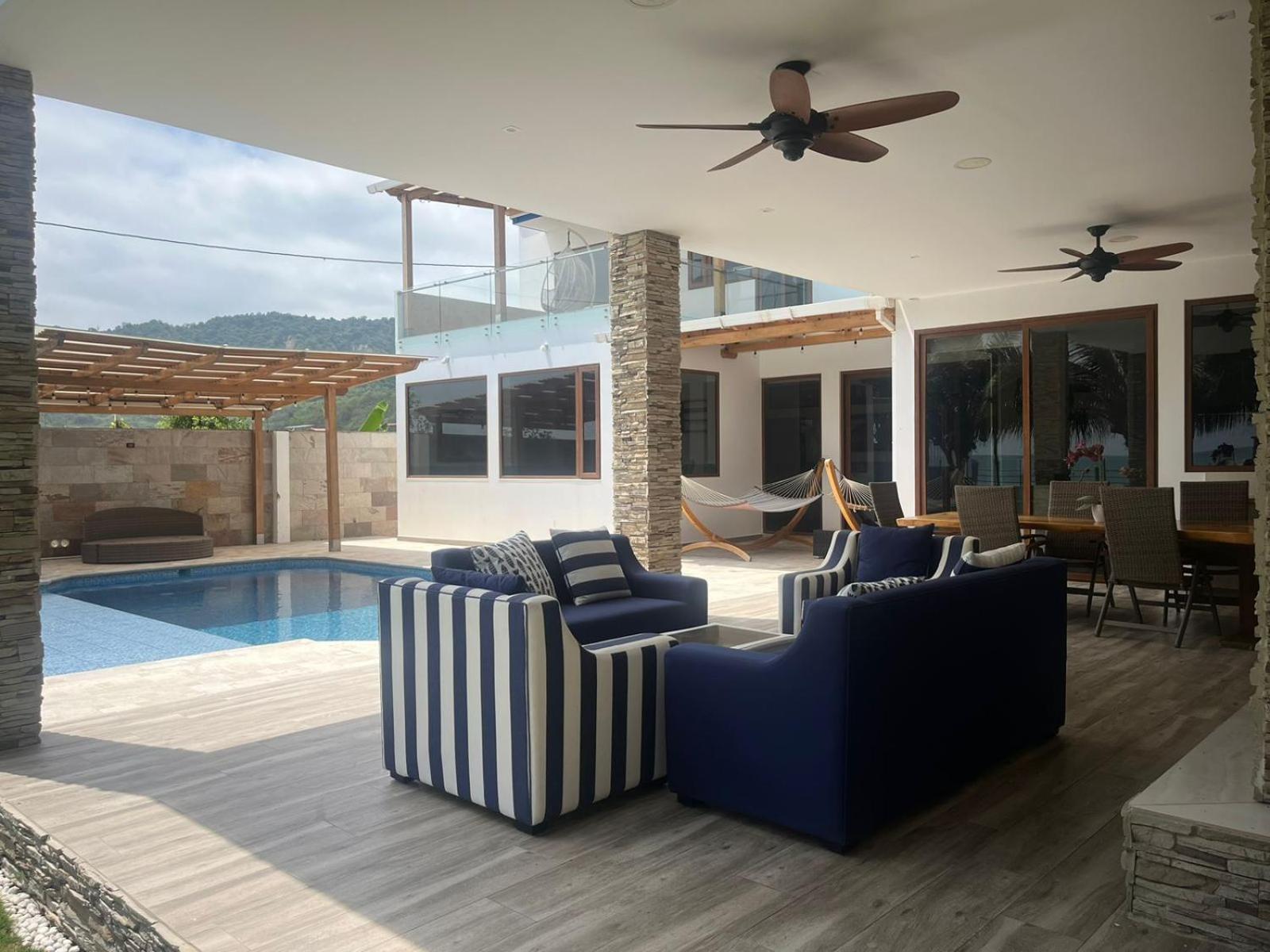 San Clemente Beach House Bed & Breakfast Exterior photo